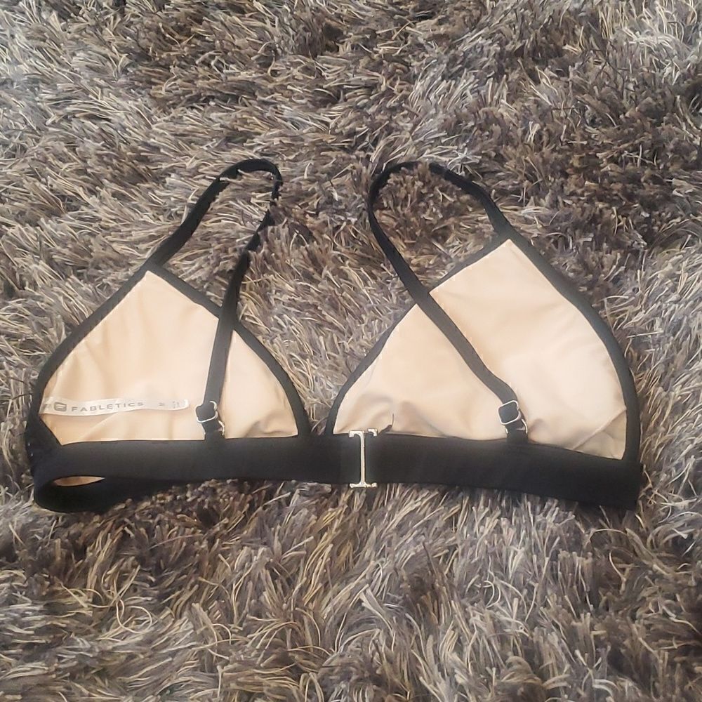 Fabletics Bikini Top M  - Picture 4 of 4